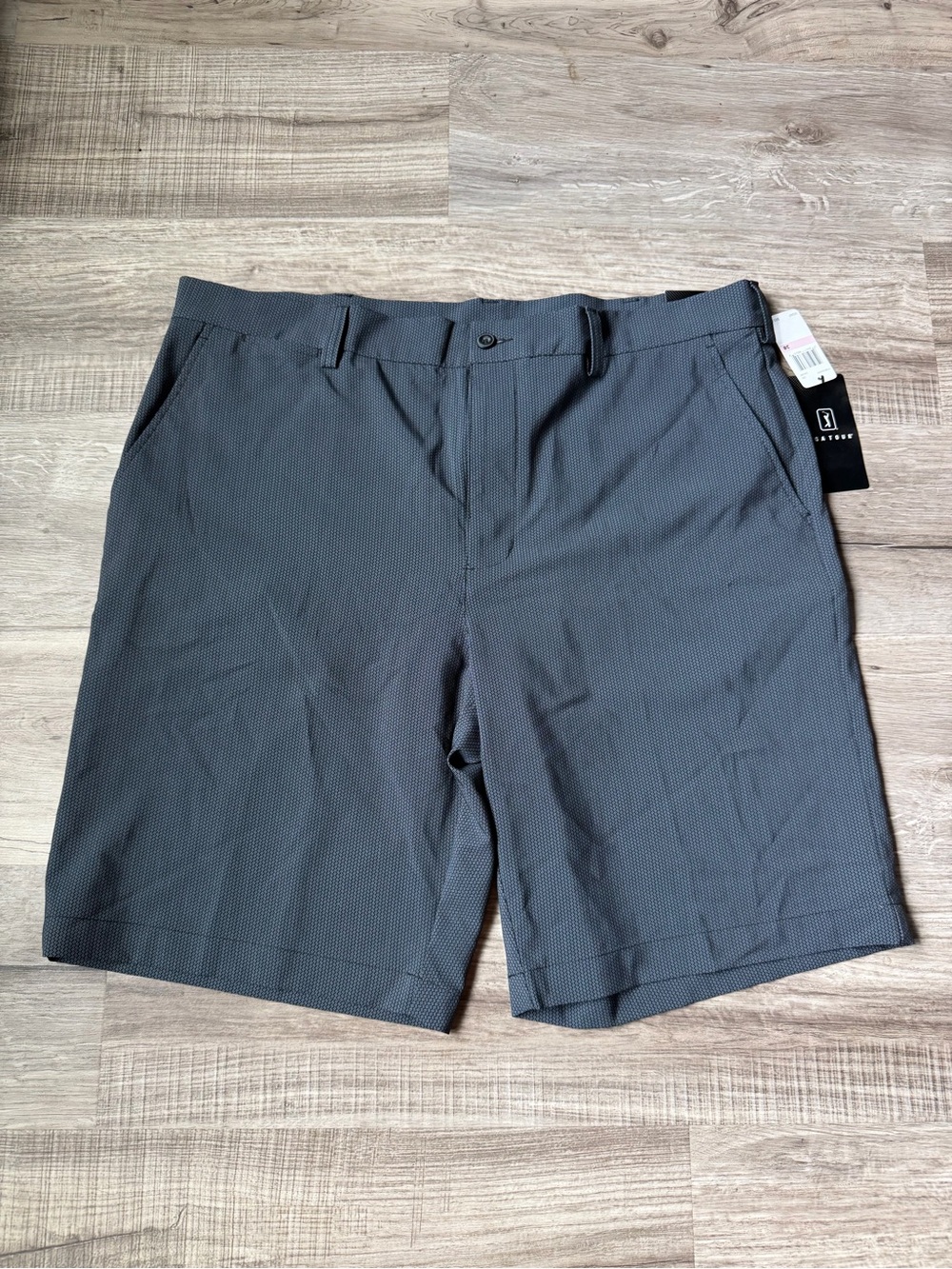 PGA Tour Apparel Men’s Golf Shorts Size 38 Micro Geo Print NWT